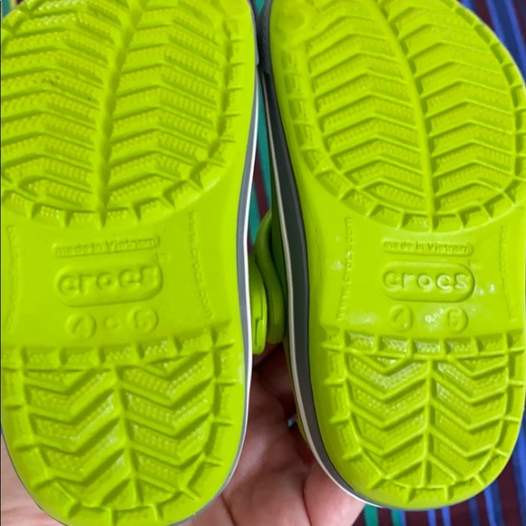 Crocs - Picture 2 of 5